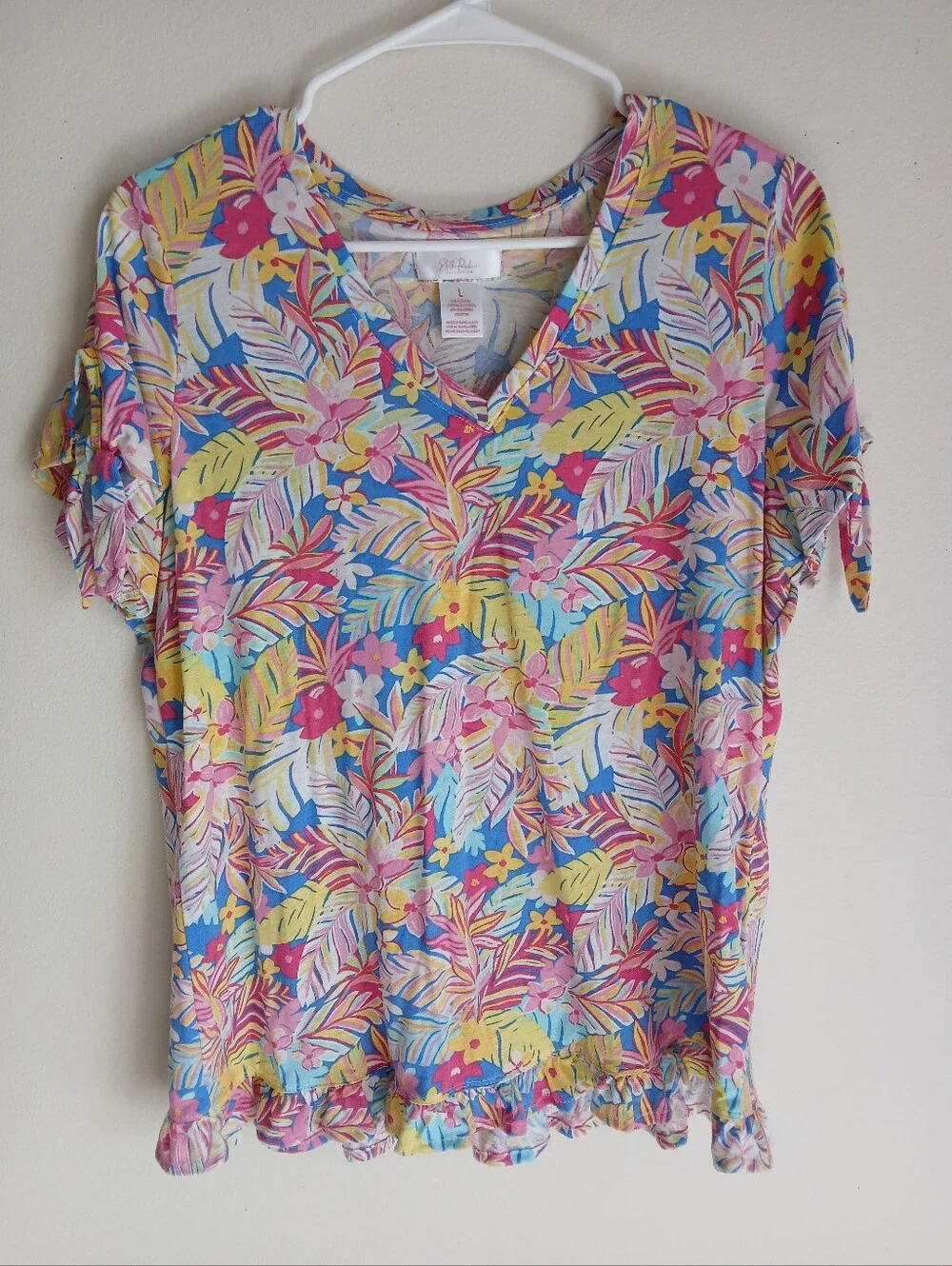 Stella Parker Top Size Large Floral Ruffle Hem